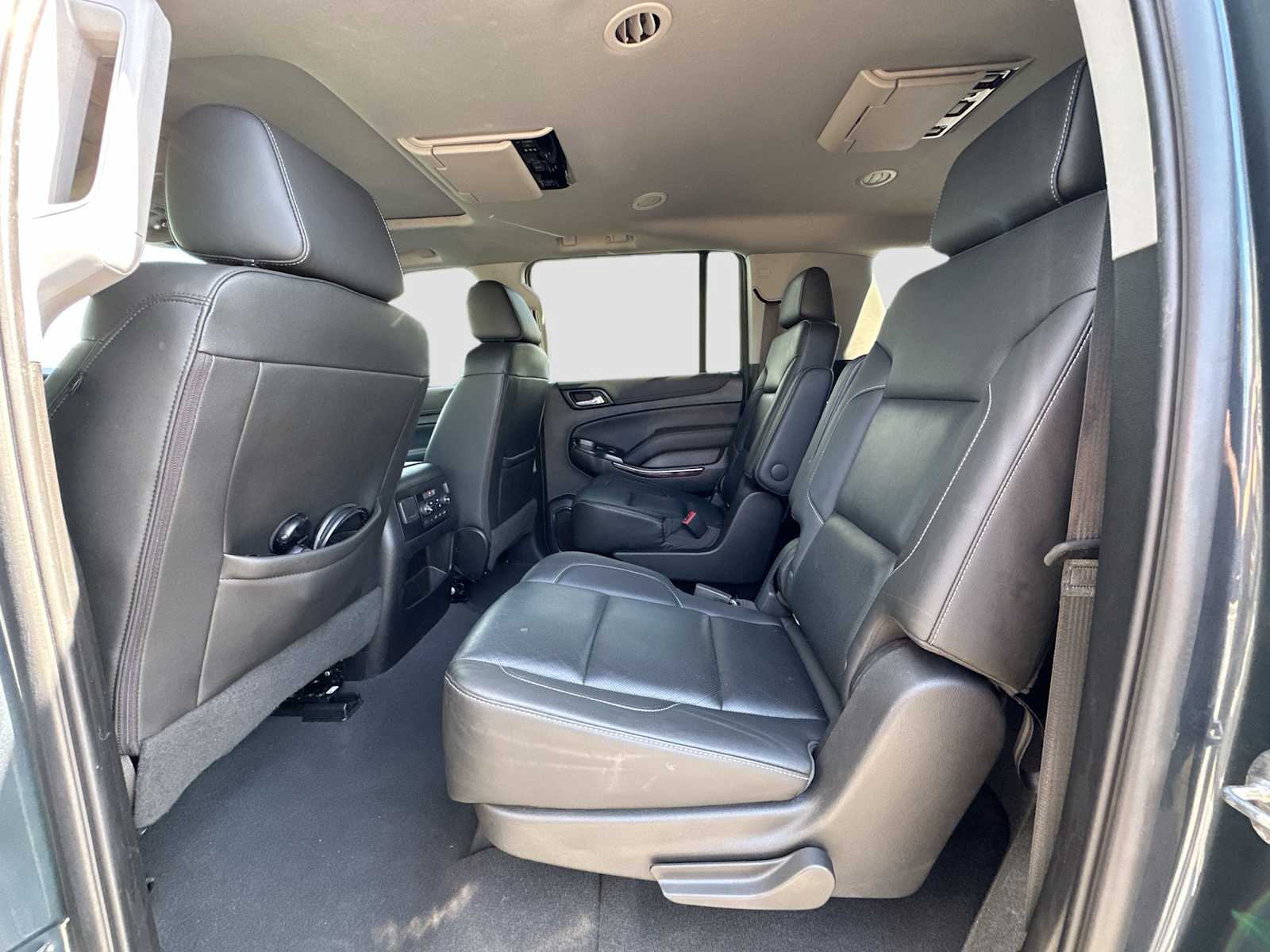 Thumbnail: 2019 GMC Yukon XL - 26