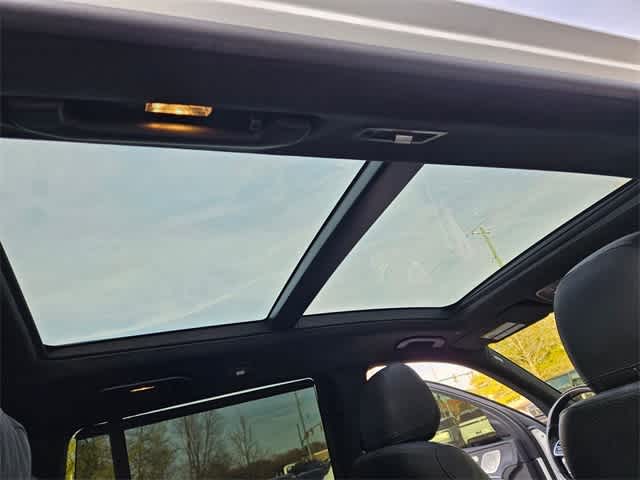 Thumbnail: 2023 Mercedes-Benz GLS - 22