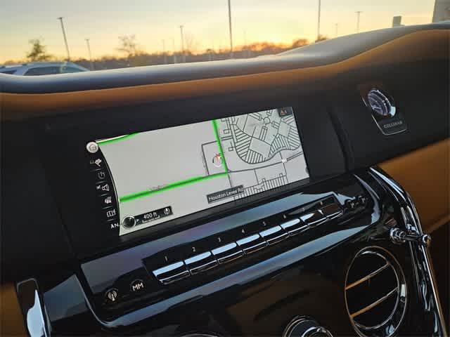 Thumbnail: 2022 Rolls-Royce Cullinan - 29