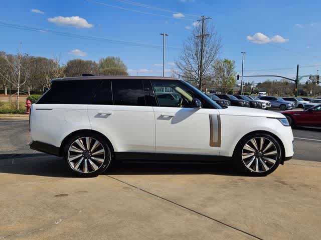 Thumbnail: 2026 Land Rover Range Rover - 9