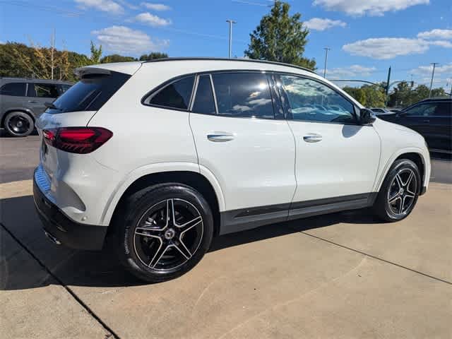 Thumbnail: 2025 Mercedes-Benz GLA - 8