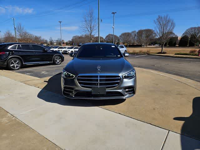 Thumbnail: 2023 Mercedes-Benz S-Class - 4