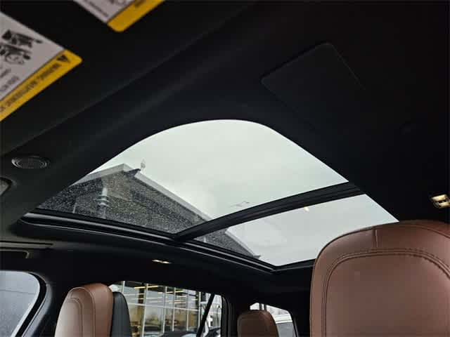 Thumbnail: 2024 Lincoln Aviator - 18