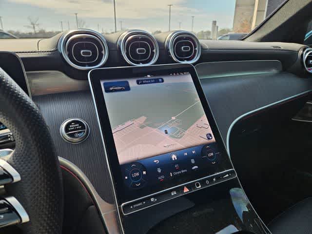 Thumbnail: 2025 Mercedes-Benz GLC - 30