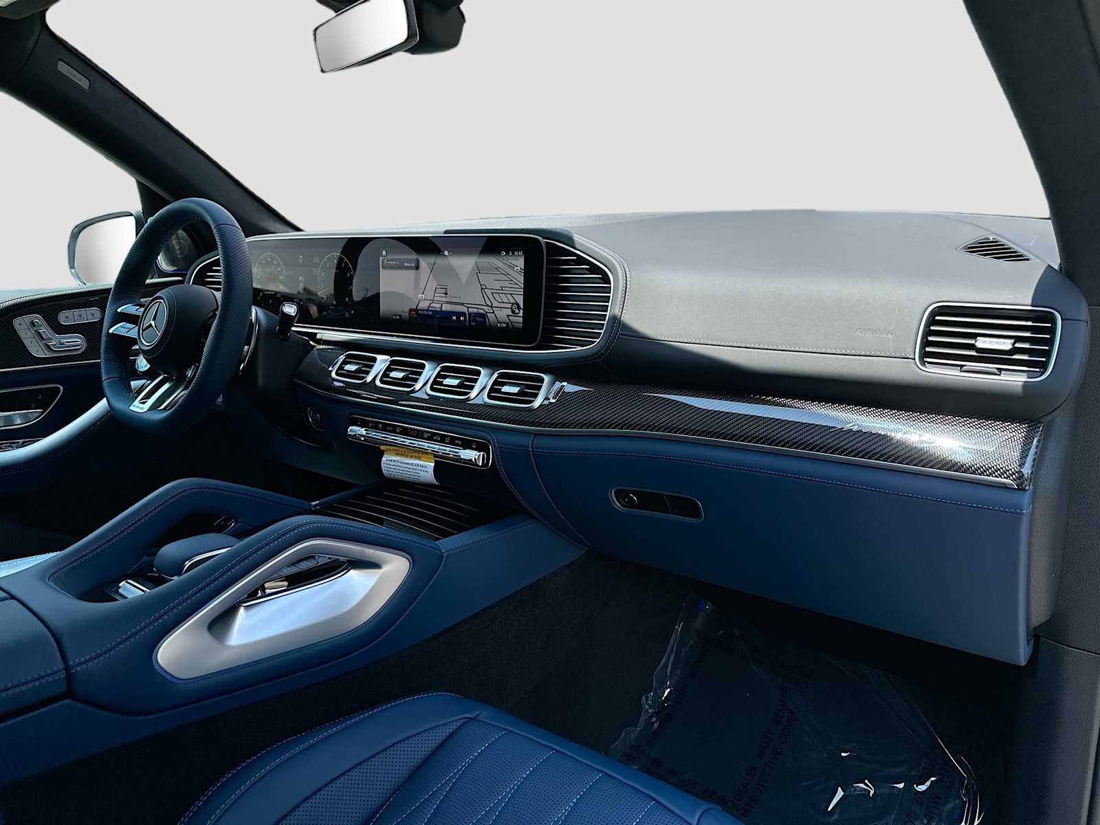 Thumbnail: 2026 Mercedes-Benz GL-Class - 32