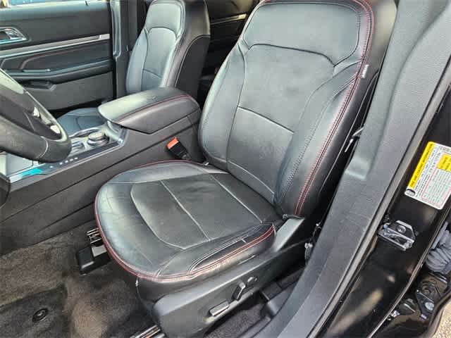 Thumbnail: 2018 Ford Explorer - 15