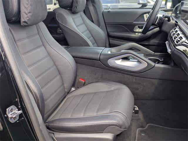 Thumbnail: 2025 Mercedes-Benz GLS - 22