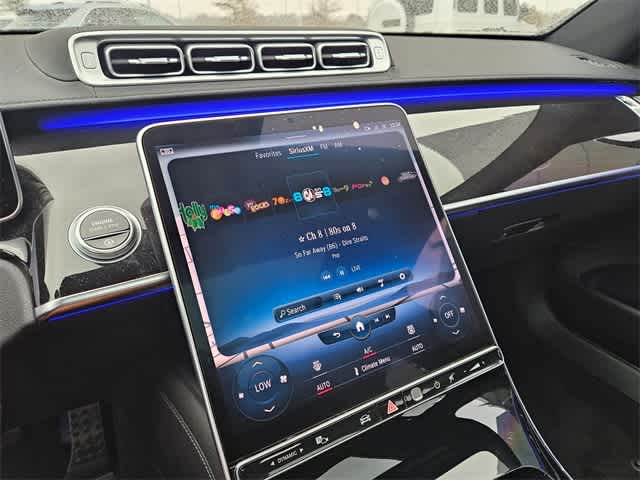 Thumbnail: 2022 Mercedes-Benz S-Class - 25
