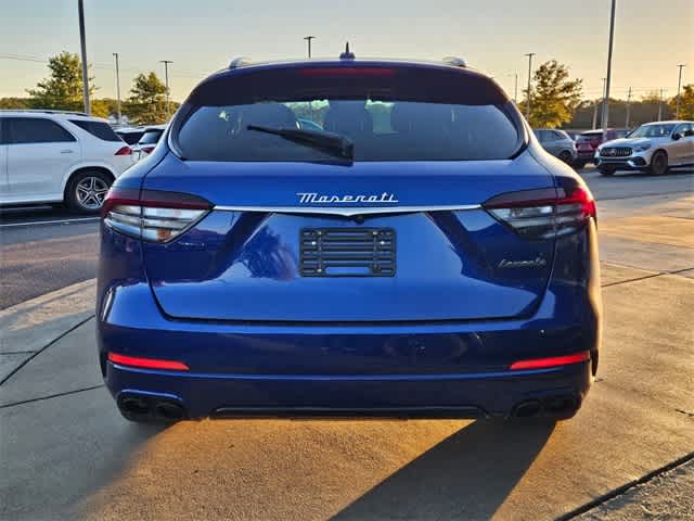 Thumbnail: 2022 Maserati Levante - 5