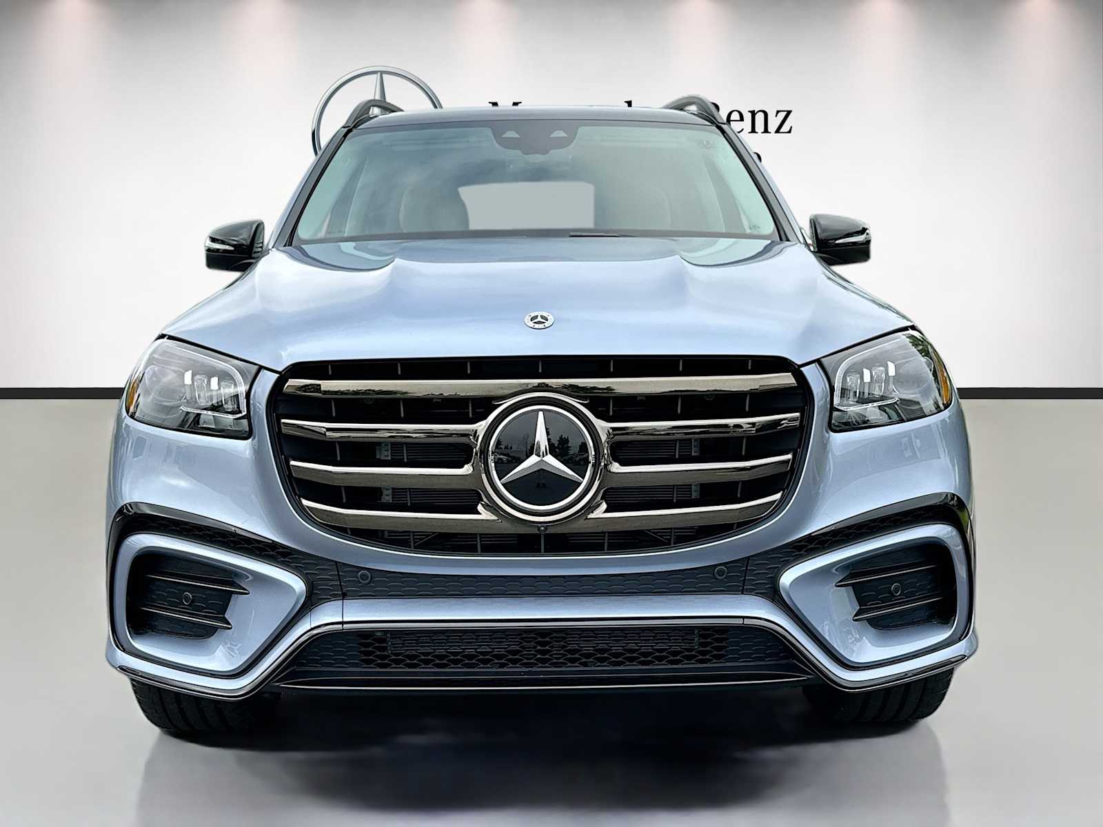 Thumbnail: 2026 Mercedes-Benz GLS - 2