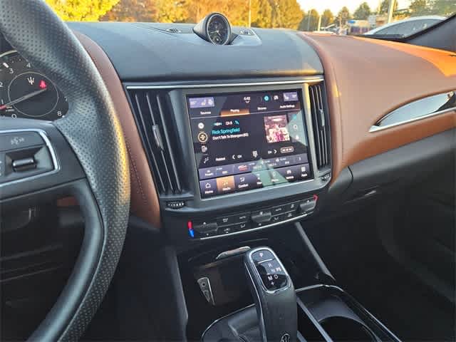 Thumbnail: 2022 Maserati Levante - 26