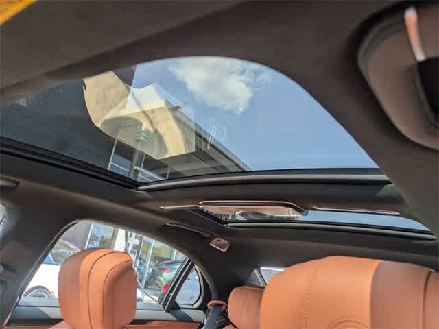 Thumbnail: 2026 Mercedes-Benz S-Class - 20