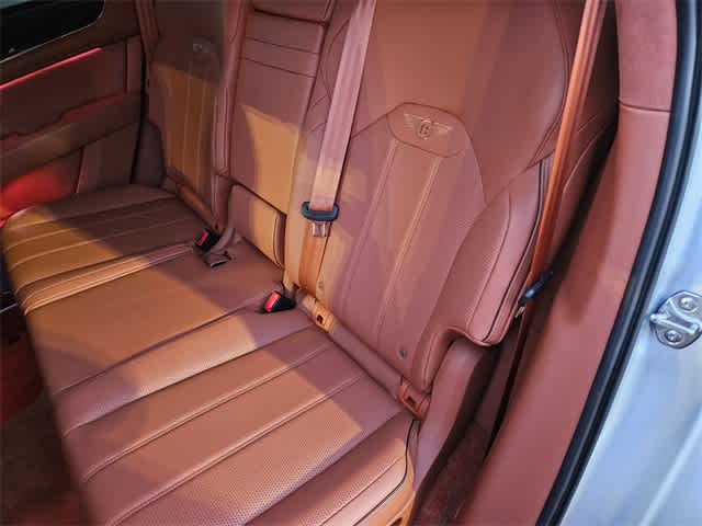 Thumbnail: 2023 Bentley Bentayga - 19