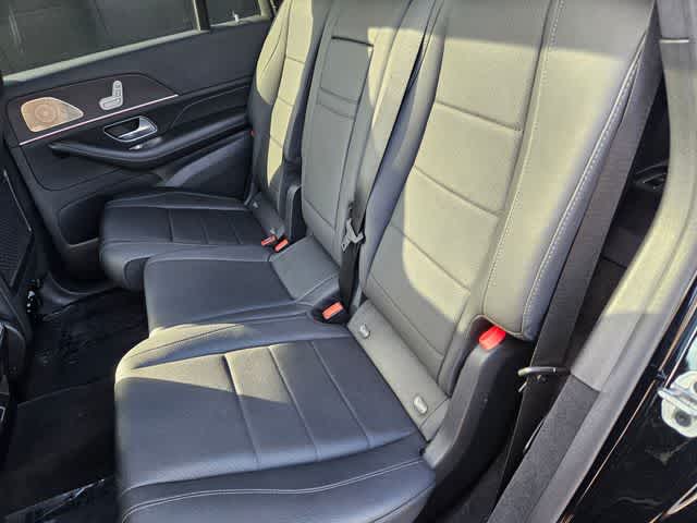 Thumbnail: 2025 Mercedes-Benz GLS - 19