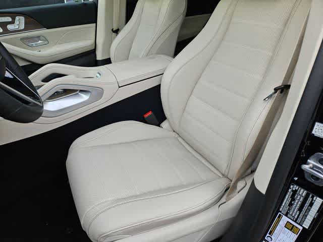 Thumbnail: 2026 Mercedes-Benz GLE - 17