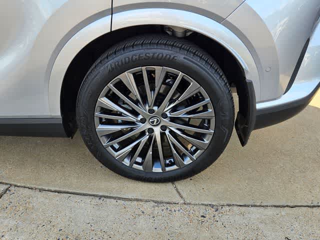 Thumbnail: 2023 Lexus RX - 13