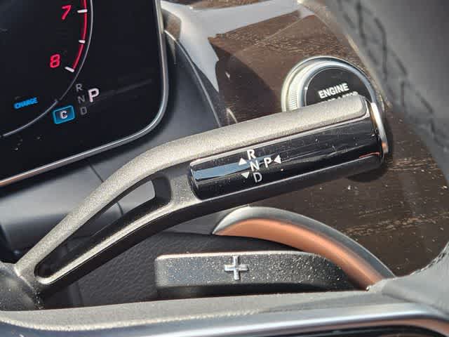 Thumbnail: 2025 Mercedes-Benz GLC - 30