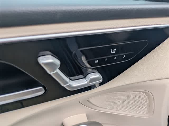 Thumbnail: 2023 Mercedes-Benz C-Class - 16