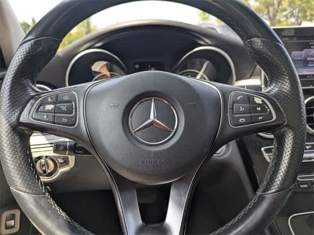Thumbnail: 2015 Mercedes-Benz C-Class - 21