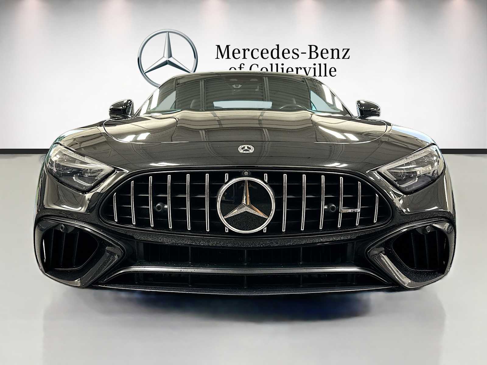 Thumbnail: 2022 Mercedes-Benz SL-Class - 2