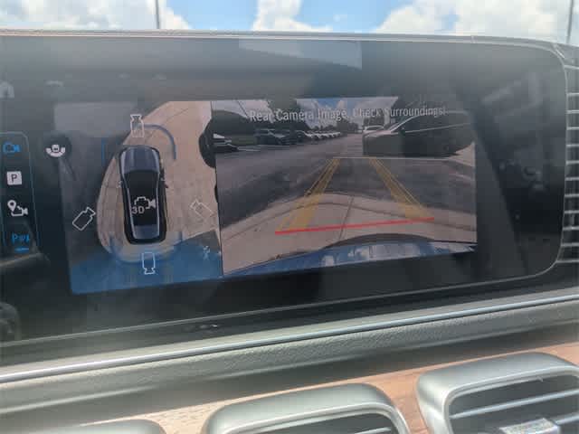 Thumbnail: 2025 Mercedes-Benz GLE - 29