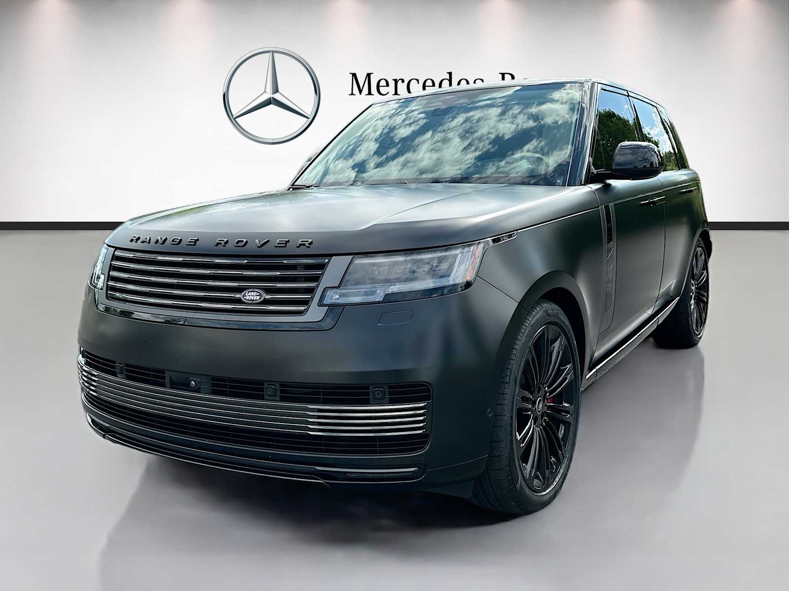 2024 Land Rover Range Rover 4.4 SV SWB's photo