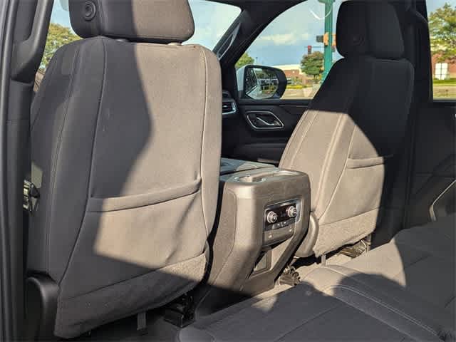 Thumbnail: 2023 Chevrolet Suburban - 18