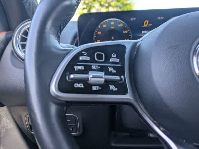 Thumbnail: 2022 Mercedes-Benz GLB - 24