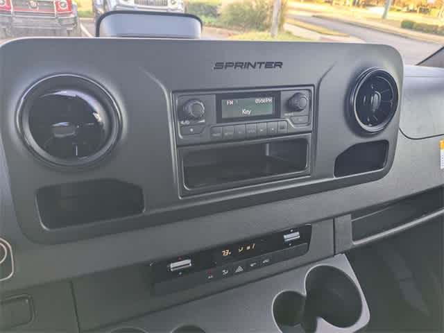 Thumbnail: 2026 Mercedes-Benz Sprinter - 27