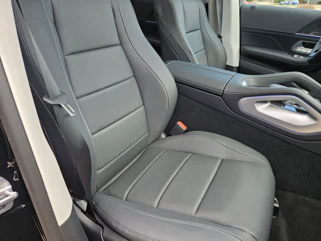 Thumbnail: 2026 Mercedes-Benz GLE - 23