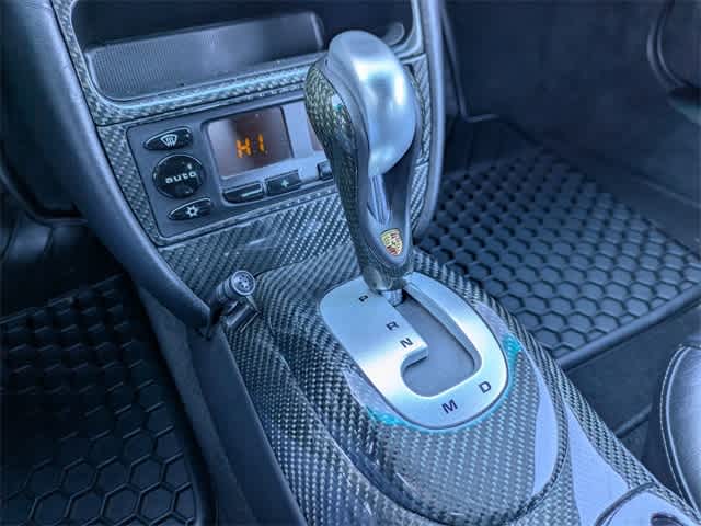 Thumbnail: 2001 Porsche 911 - 30