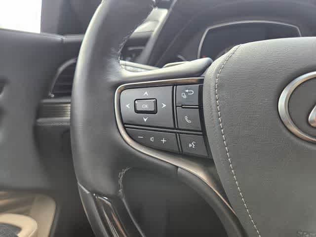 Thumbnail: 2023 Lexus LS - 25