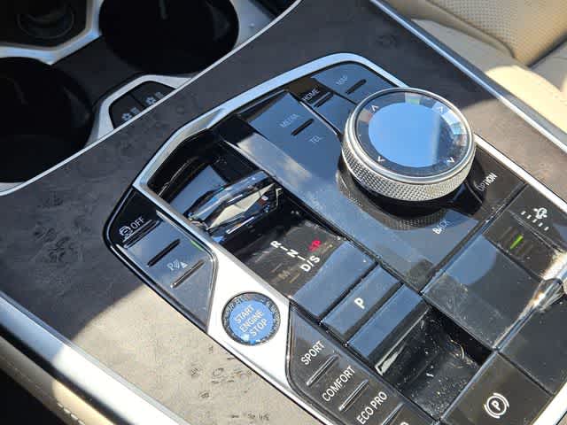 Thumbnail: 2024 BMW X7 - 35