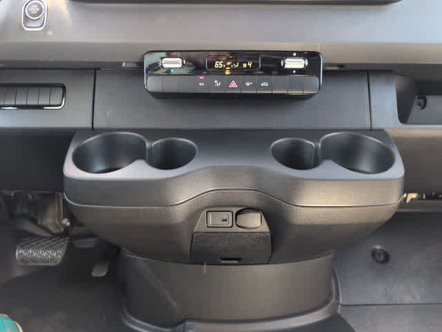 Thumbnail: 2026 Mercedes-Benz Sprinter - 27