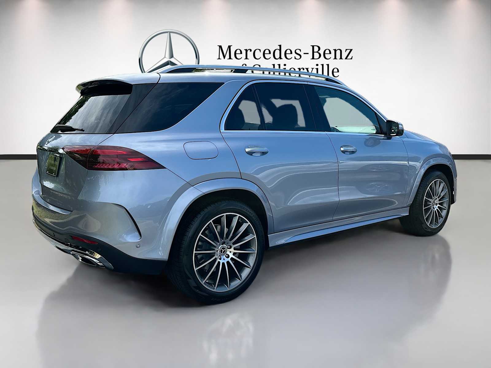 Thumbnail: 2026 Mercedes-Benz GLE - 5