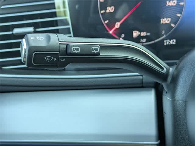 Thumbnail: 2025 Mercedes-Benz GLE - 26