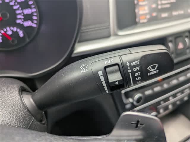 Thumbnail: 2020 Kia Optima - 22