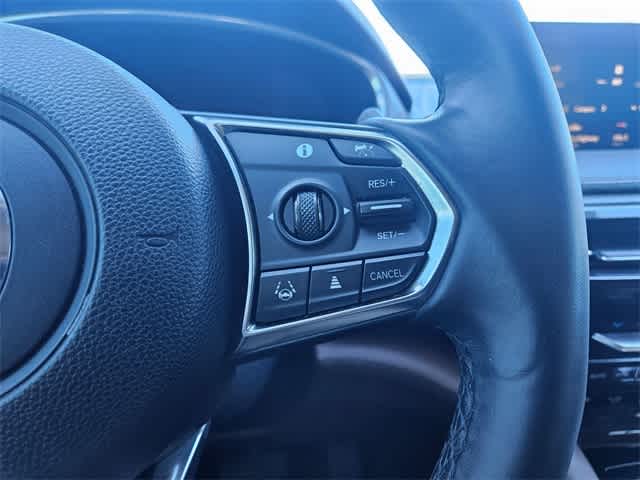 Thumbnail: 2022 Acura MDX - 26