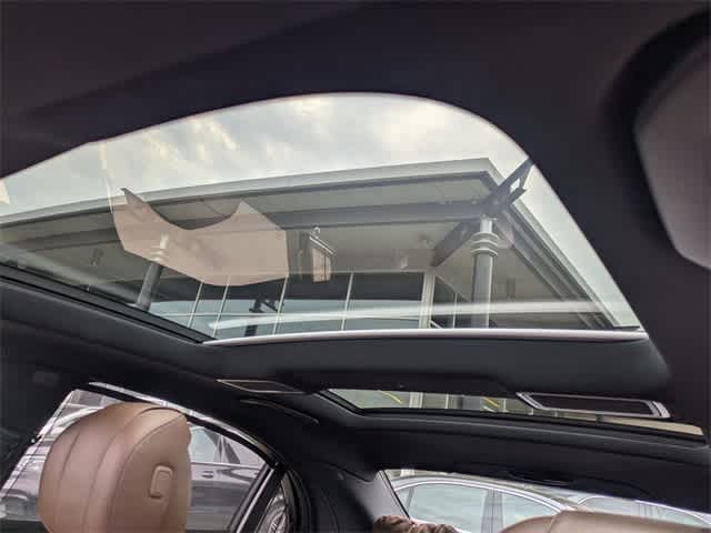 Thumbnail: 2014 Mercedes-Benz S-Class - 19