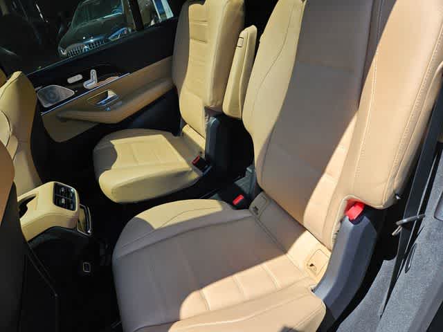 Thumbnail: 2026 Mercedes-Benz GLS - 19