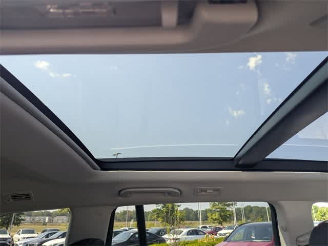 Thumbnail: 2026 Mercedes-Benz GLS - 21