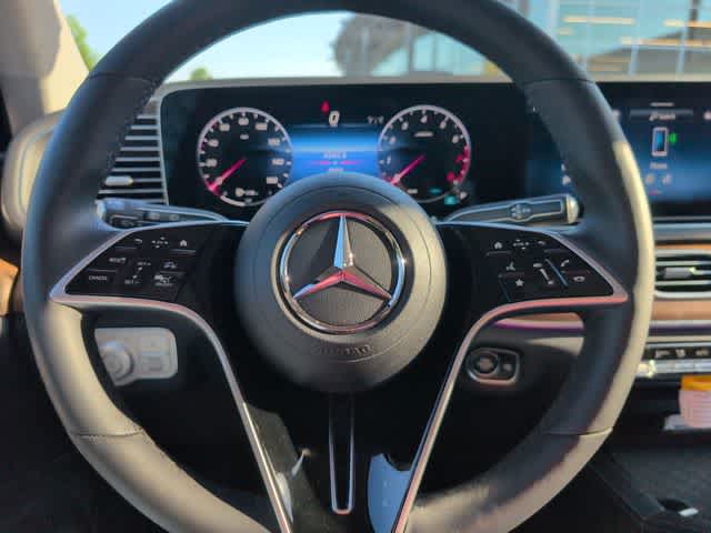 Thumbnail: 2026 Mercedes-Benz GLE - 19