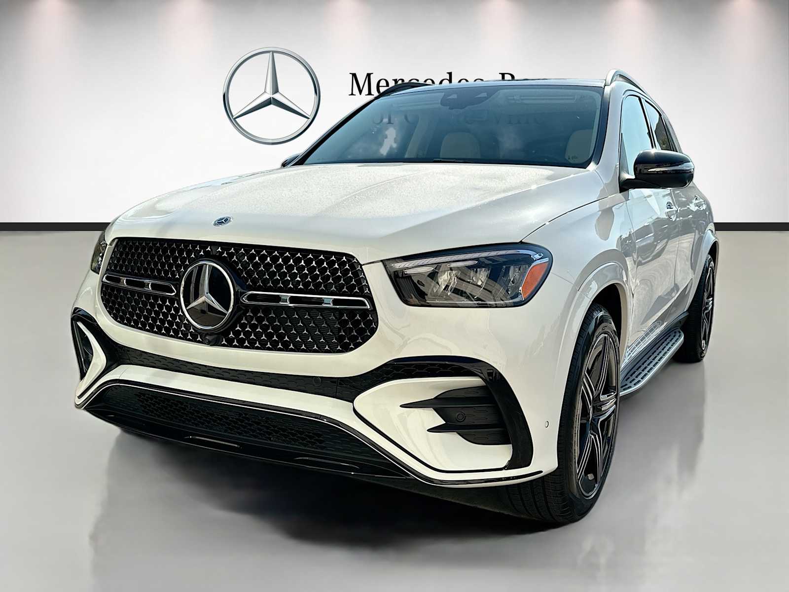 Thumbnail: 2026 Mercedes-Benz GLE - 1