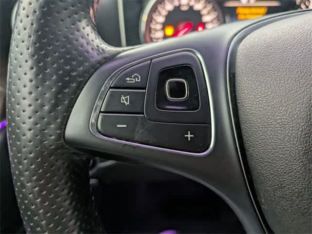 Thumbnail: 2017 Mercedes-Benz E-Class - 20