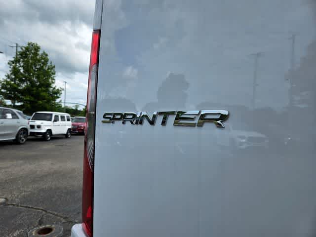 Thumbnail: 2026 Mercedes-Benz Sprinter - 13