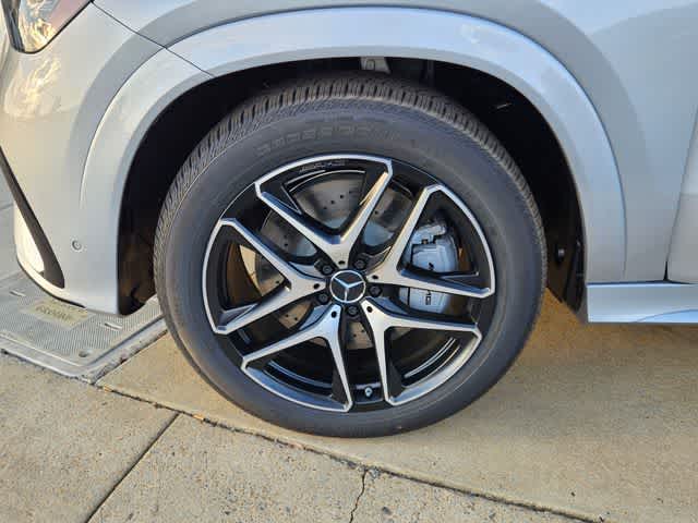 Thumbnail: 2026 Mercedes-Benz GLE - 18