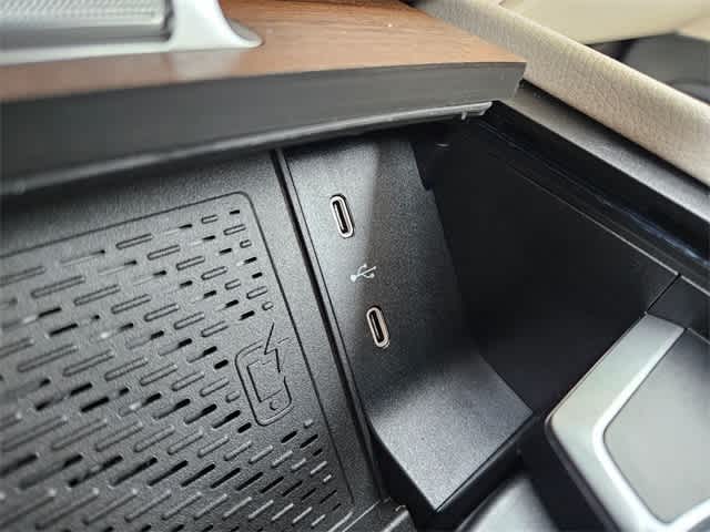 Thumbnail: 2026 Mercedes-Benz GLE - 34