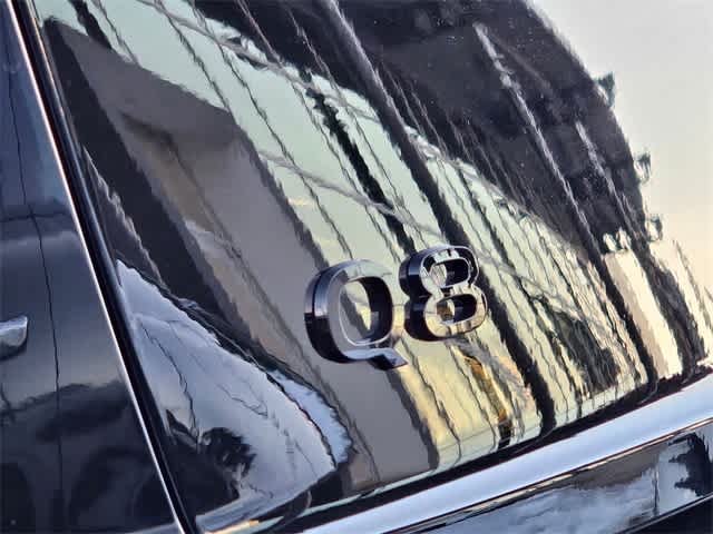 Thumbnail: 2025 Audi Q8 - 11