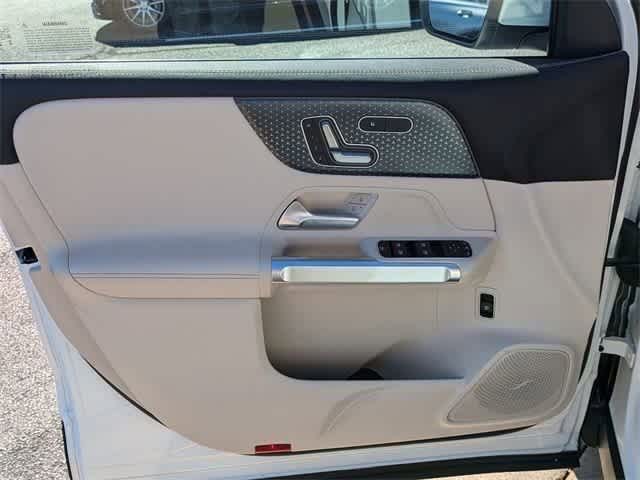 Thumbnail: 2025 Mercedes-Benz GLB - 14