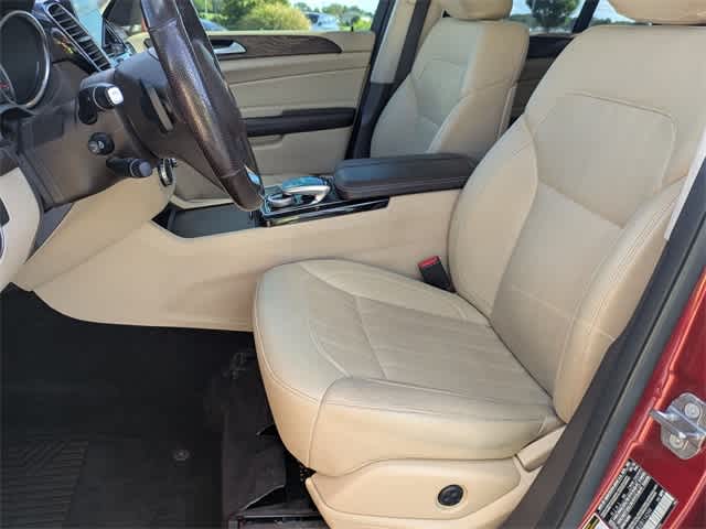 Thumbnail: 2018 Mercedes-Benz GLE - 16